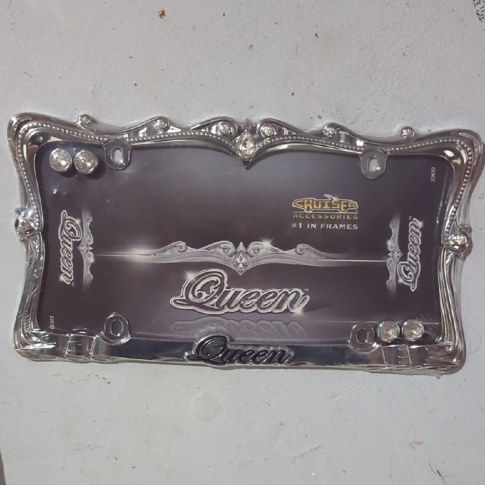 Queen Silver License Plate Frame
